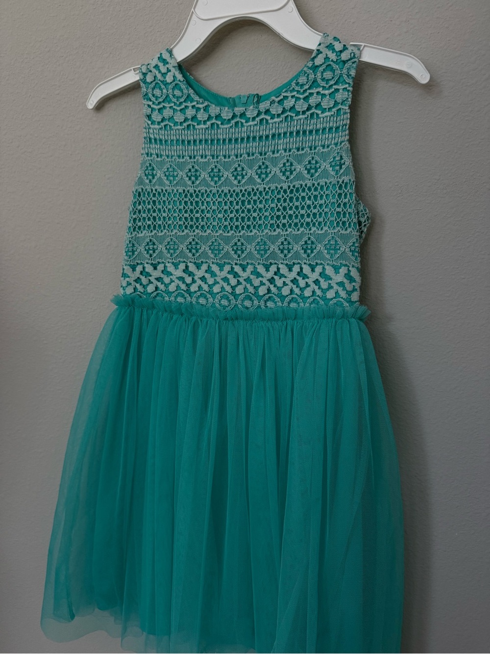 Dress - Picture 2 of 4